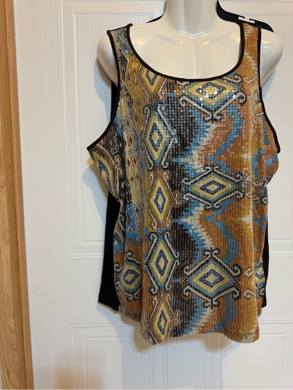 Chico's Sz 3 (XL) Geometric Sequined Tank VGUC 😊😊